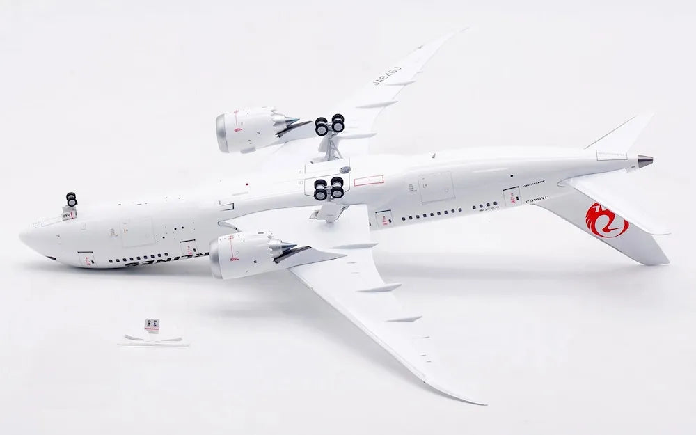 WB MODELS B787-8 DREAMLINER JAPAN AIR LINES (JAL) REG: JA846J