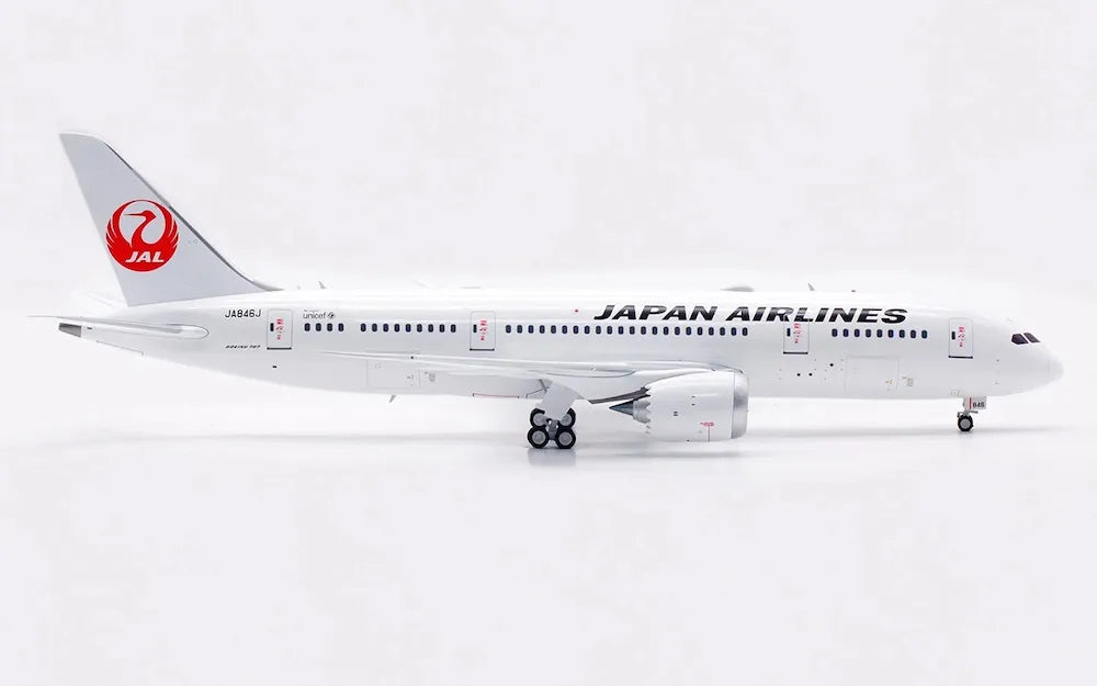 WB MODELS B787-8 DREAMLINER JAPAN AIR LINES (JAL) REG: JA846J