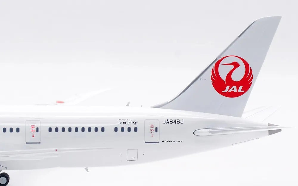 WB MODELS B787-8 DREAMLINER JAPAN AIR LINES (JAL) REG: JA846J