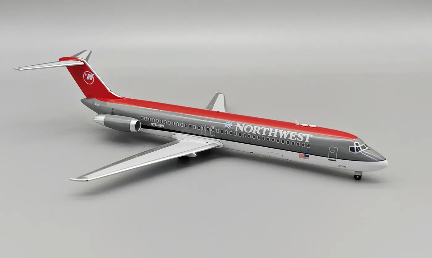 WB MODELS DC-9-41 NORTHWEST AIRLINES REG: N750NW