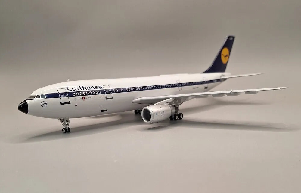 WB MODELS ‎AIRBUS A330-300 LUFTHANSA REG: D-AIKI WITH STAND