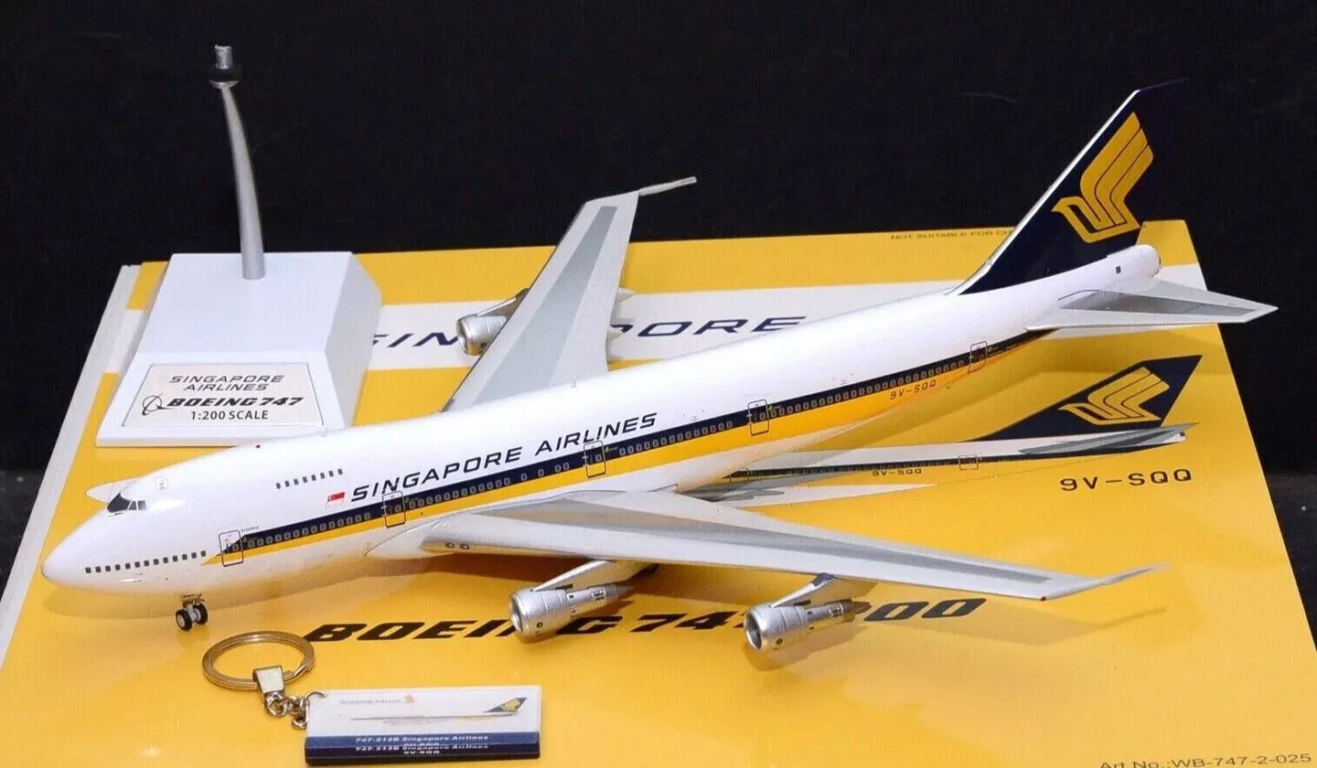 WB MODELS B747-212B SINGAPORE AIRLINES REG: 9V-SQQ