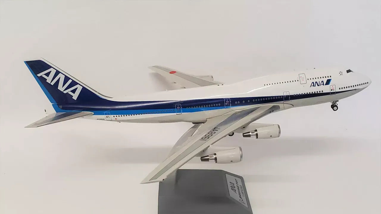 WB MODELS B747-481 ALL NIPPON AIRWAYS REG: JA8961