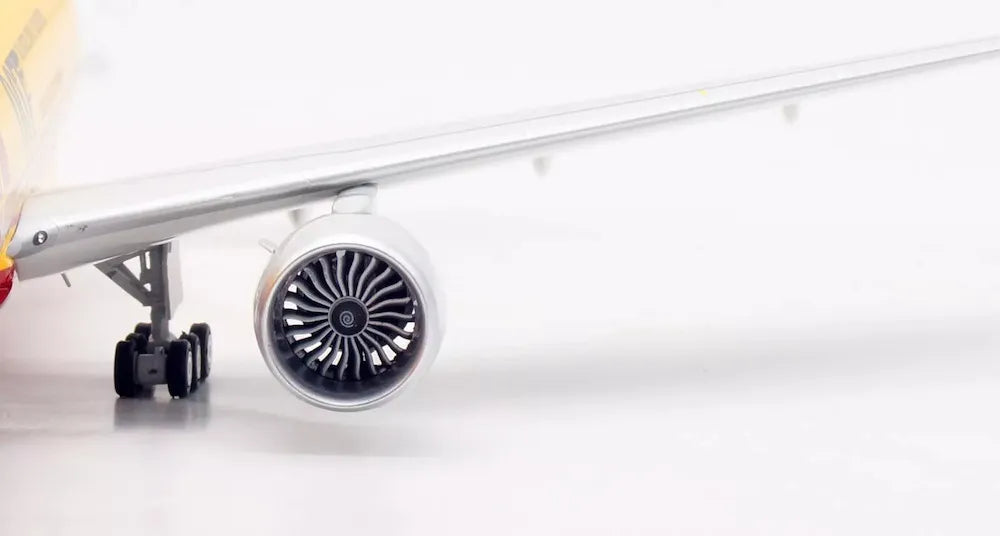 WB MODELS B777-F DHL (AEROLOGIC) "007" REG: D-AALM