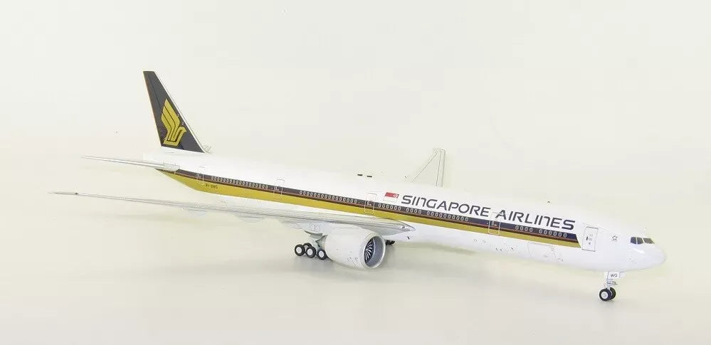 WB MODELS B777-312/ER SINGAPORE AIRLINES REG: 9V-SWG