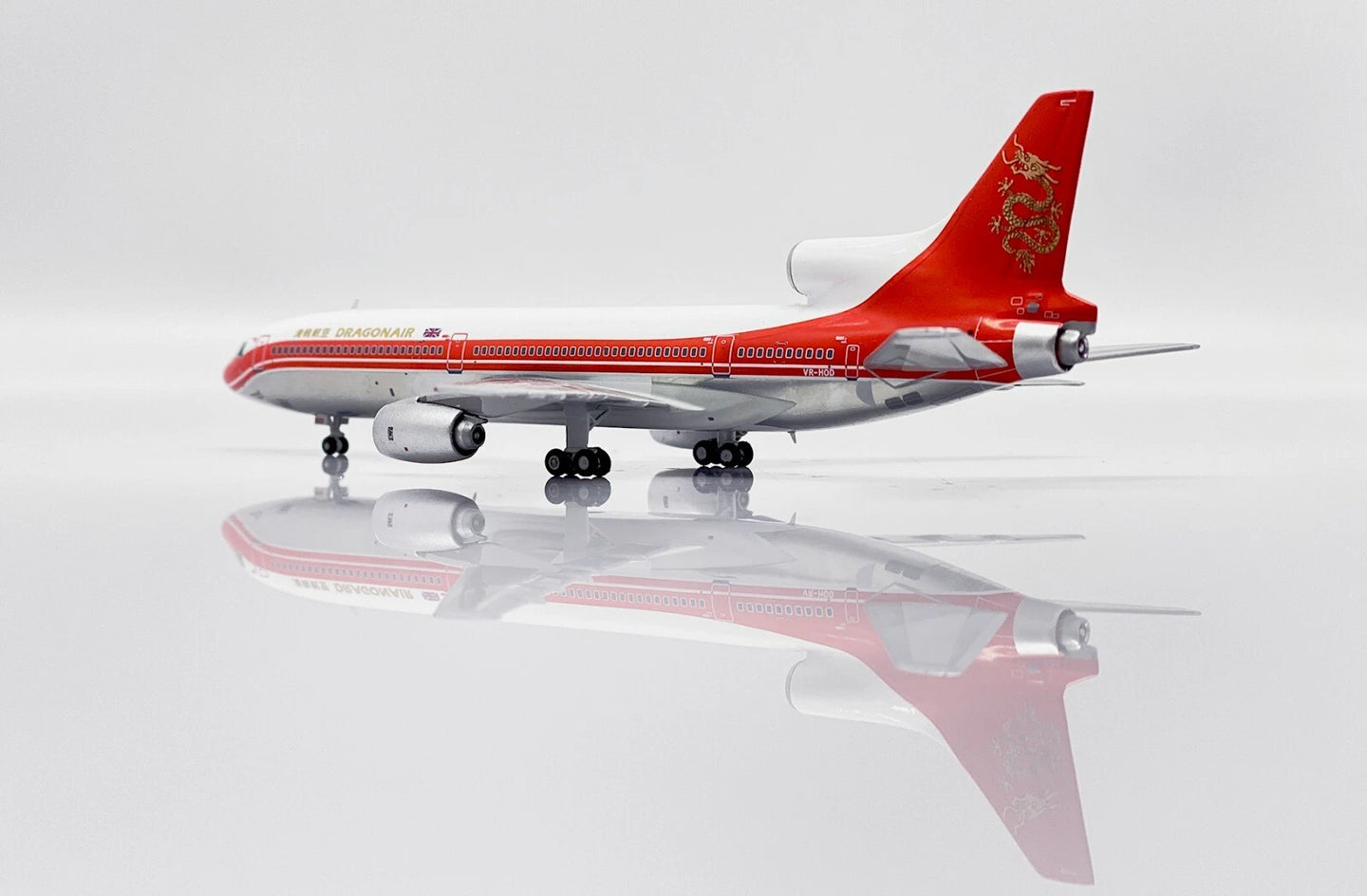 JC WINGS LOCKHEED L1011 TRISTAR DRAGONAIR 2 IN 1 BOX SET REG: VR-HOD, VR-HOK