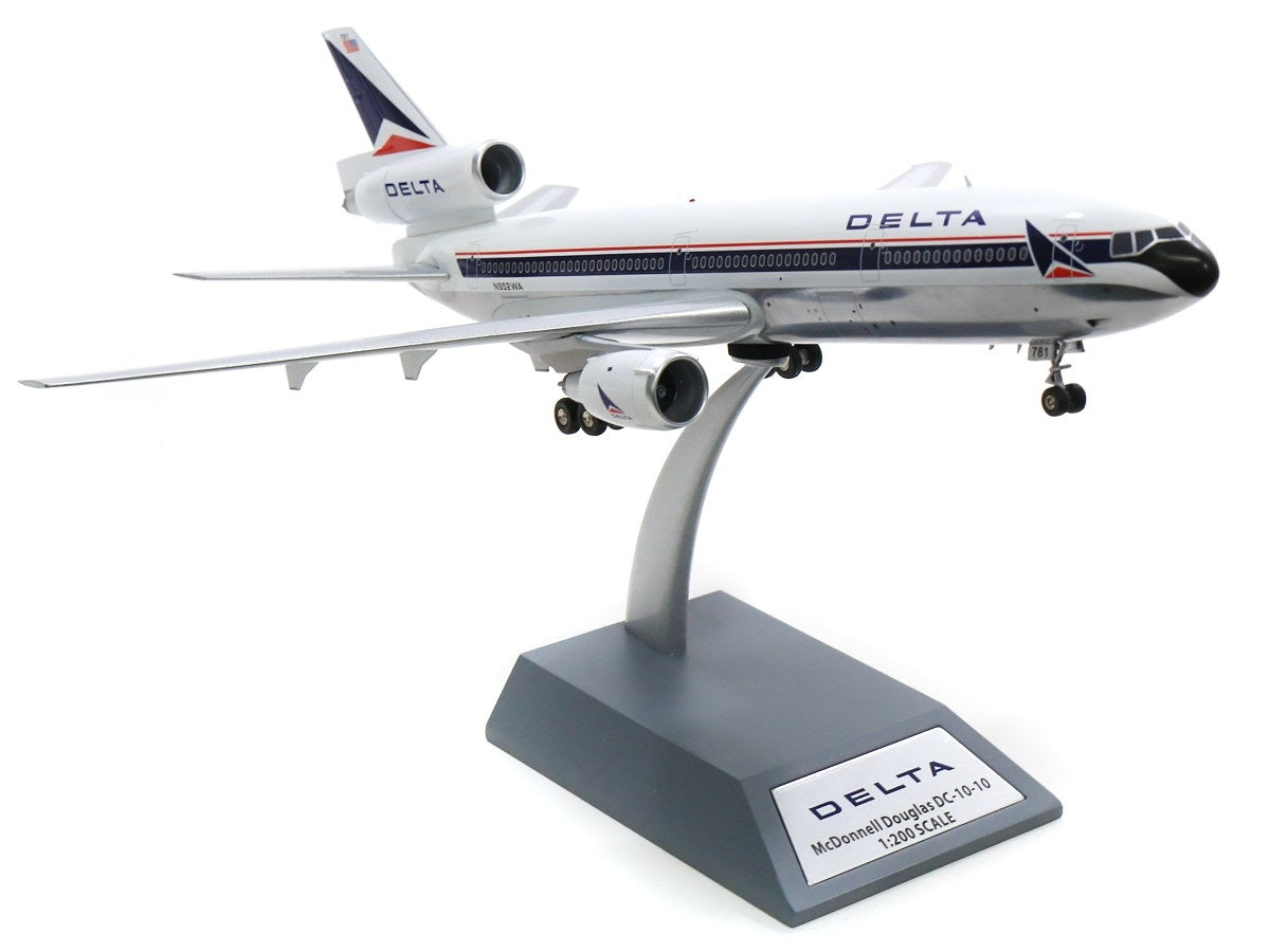 WB MODELS DC-10-10 DELTA AIRLINES (POLISHED) REG: N902WA