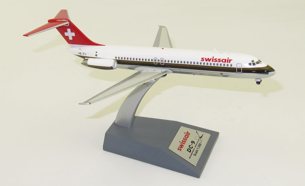 WB MODELS DC-9 SWISSAIR REG: HB-IFV