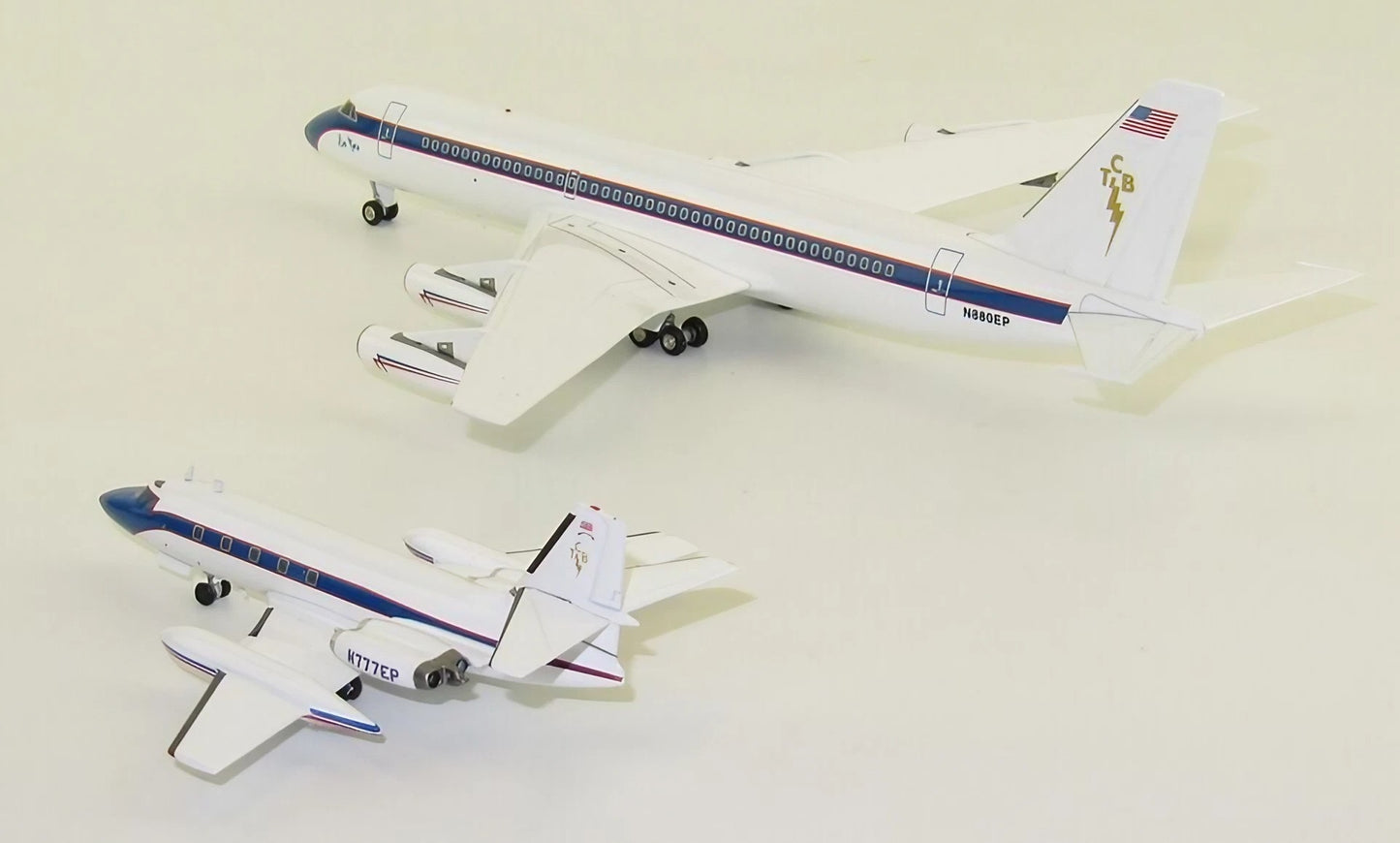 WB MODELS 200 CONVAIR 880 (22-2) N880EP & LOCKHEED L-1329 JETSTAR