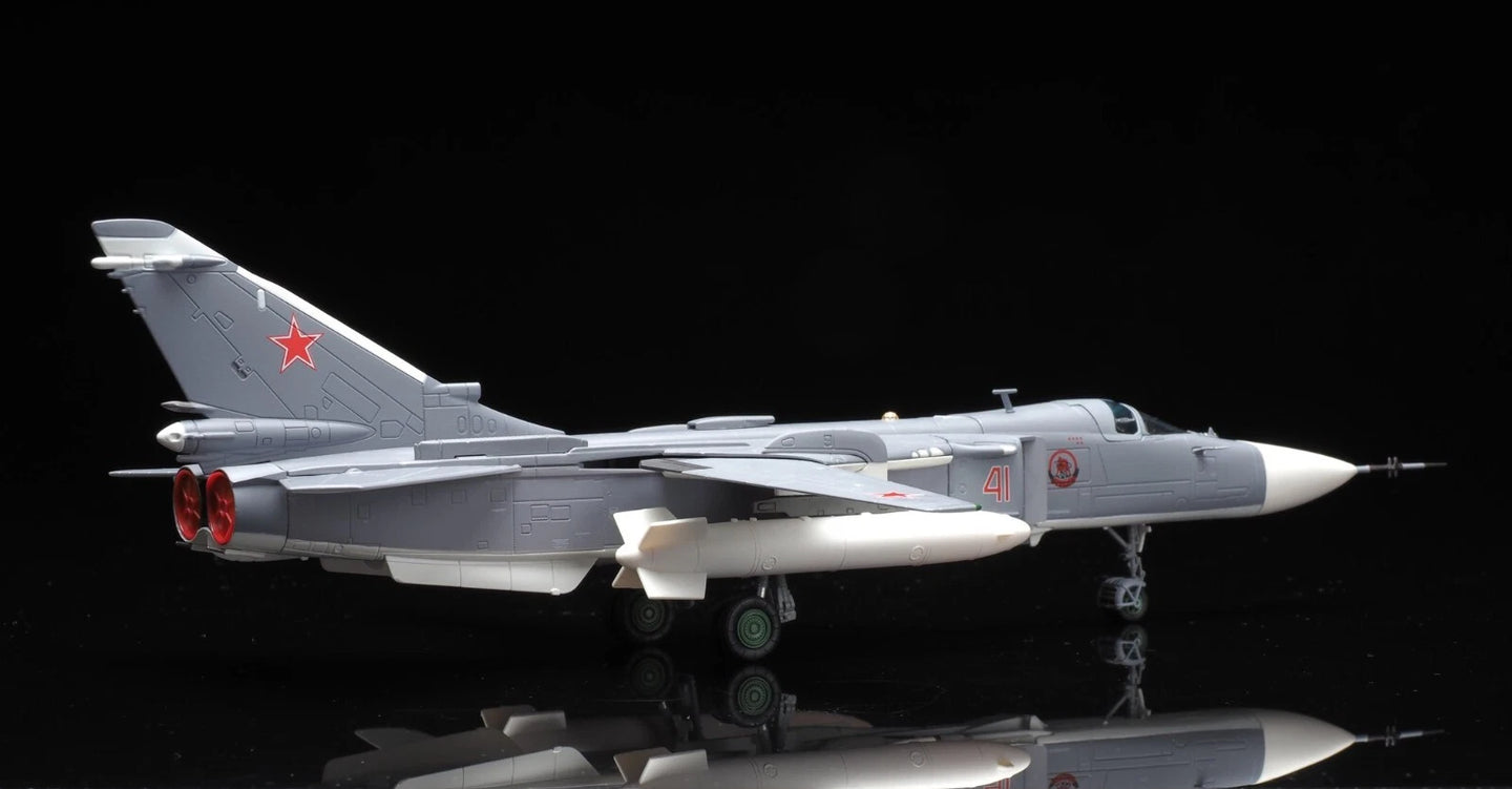 CALIBRE WINGS SU-24MR RUSSIAN AIRFORCE 41 RED