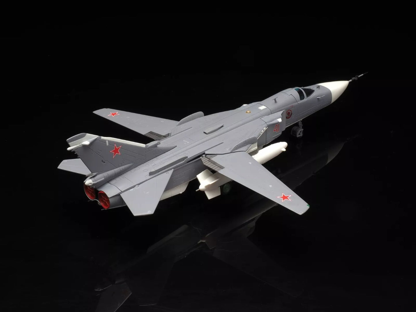 CALIBRE WINGS SU-24MR RUSSIAN AIRFORCE 41 RED