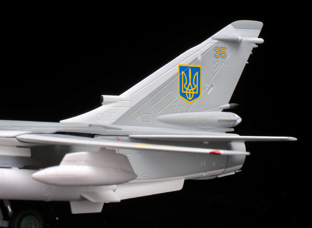 CALIBRE WINGS SU-24MR UKRAINIAN AIRFORCE 35 YELLOW