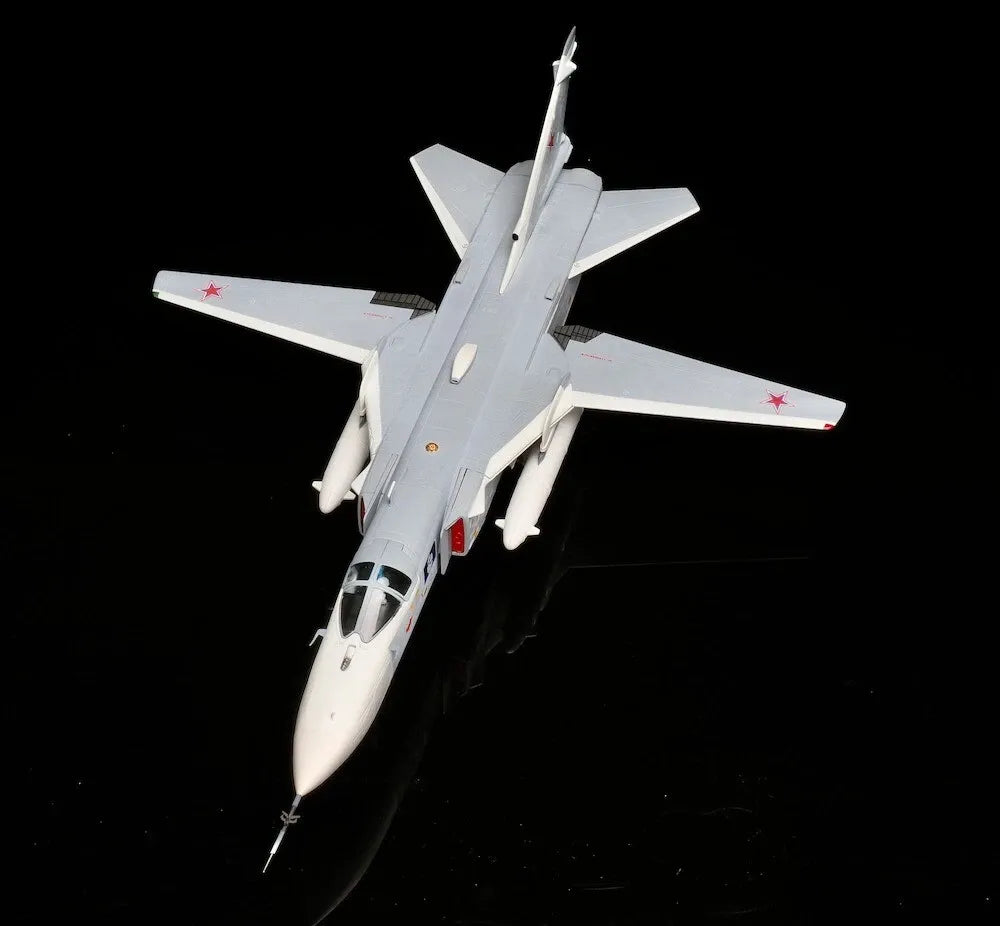 CALIBRE WINGS SU-24MR RUSSIAN NAVY 30 WHITE