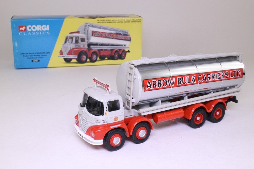 CORGI FODEN S21. "MICKEY MOUSE" ARROW BULK TANKER