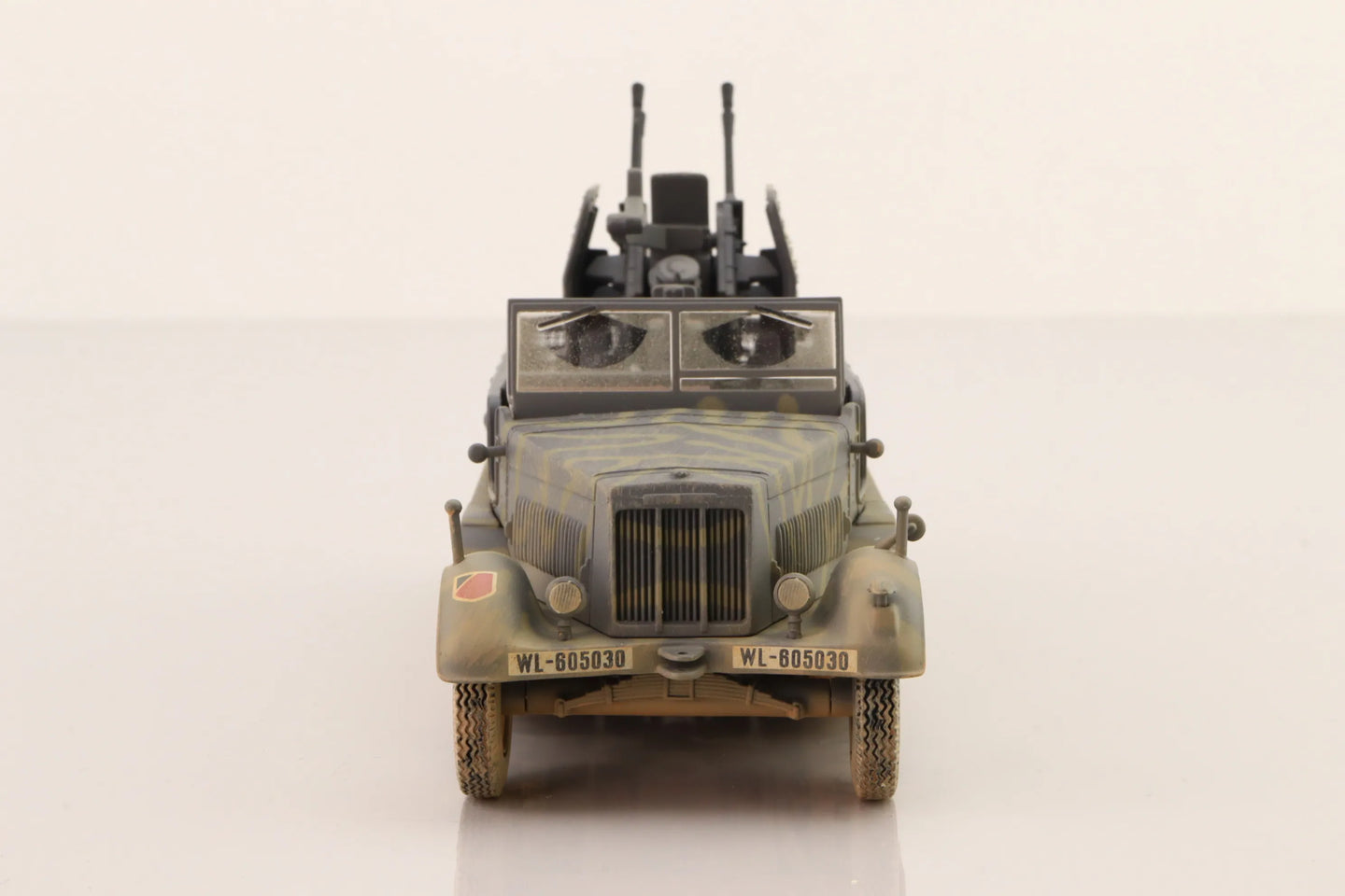CORGI SD.KFZ.7/1 KRAUSS-MAFFEI HALF TRACK WITH FLAKVIERLING 38