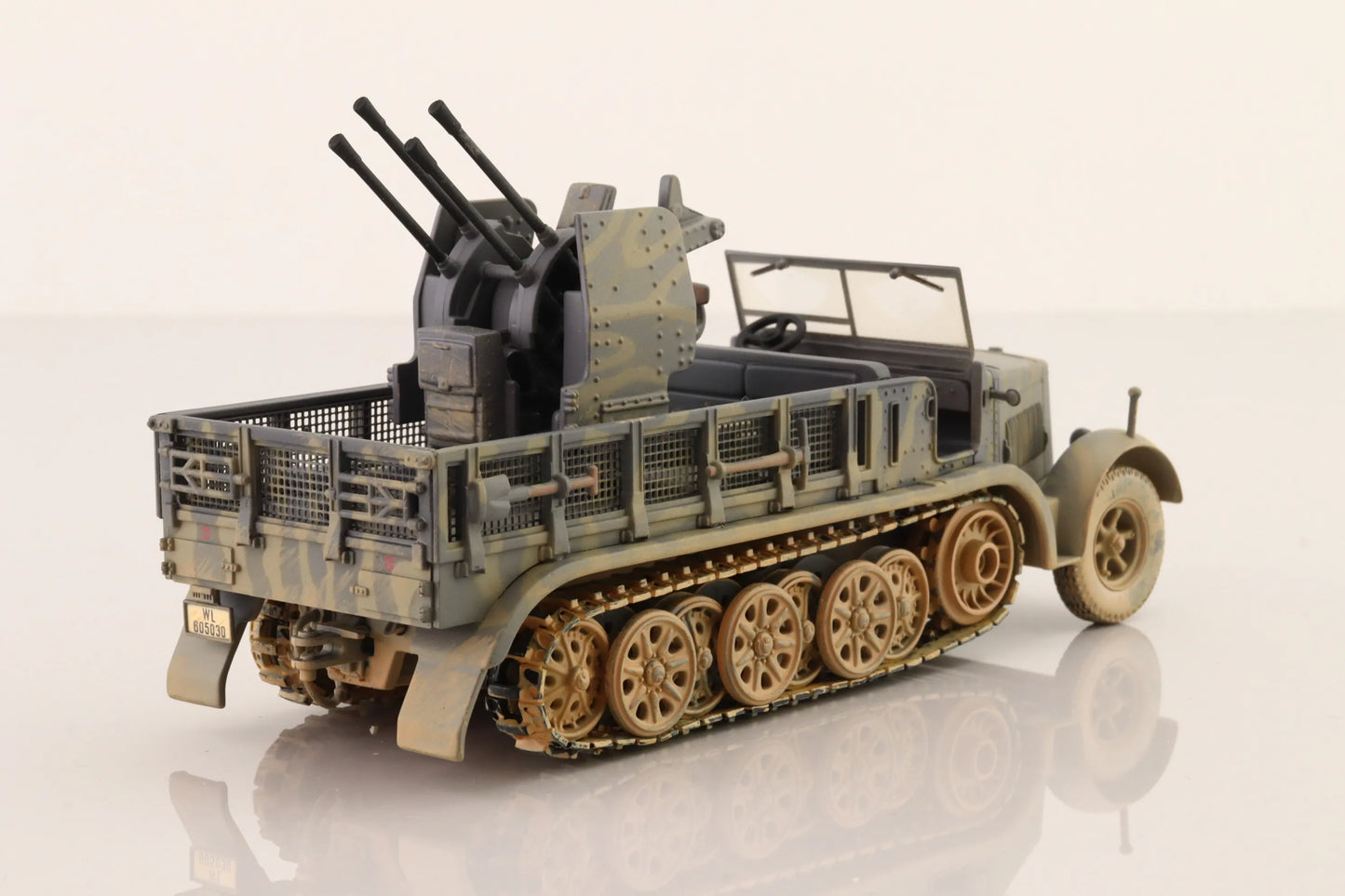 CORGI SD.KFZ.7/1 KRAUSS-MAFFEI HALF TRACK WITH FLAKVIERLING 38