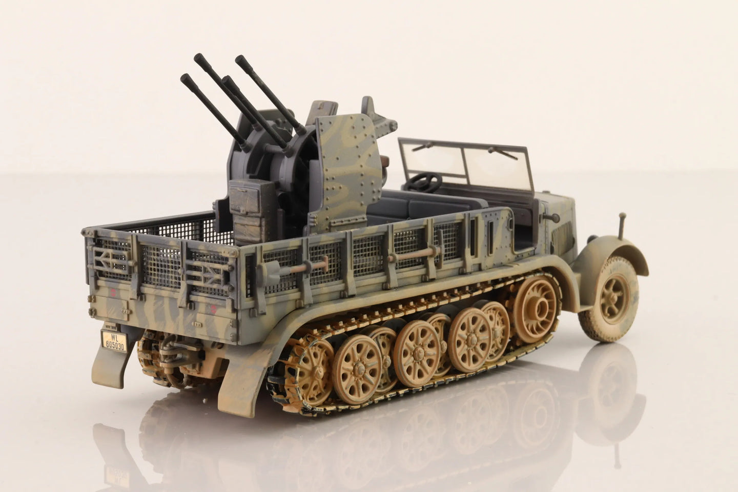 CORGI SD.KFZ.7/1 KRAUSS-MAFFEI HALF TRACK WITH FLAKVIERLING 38