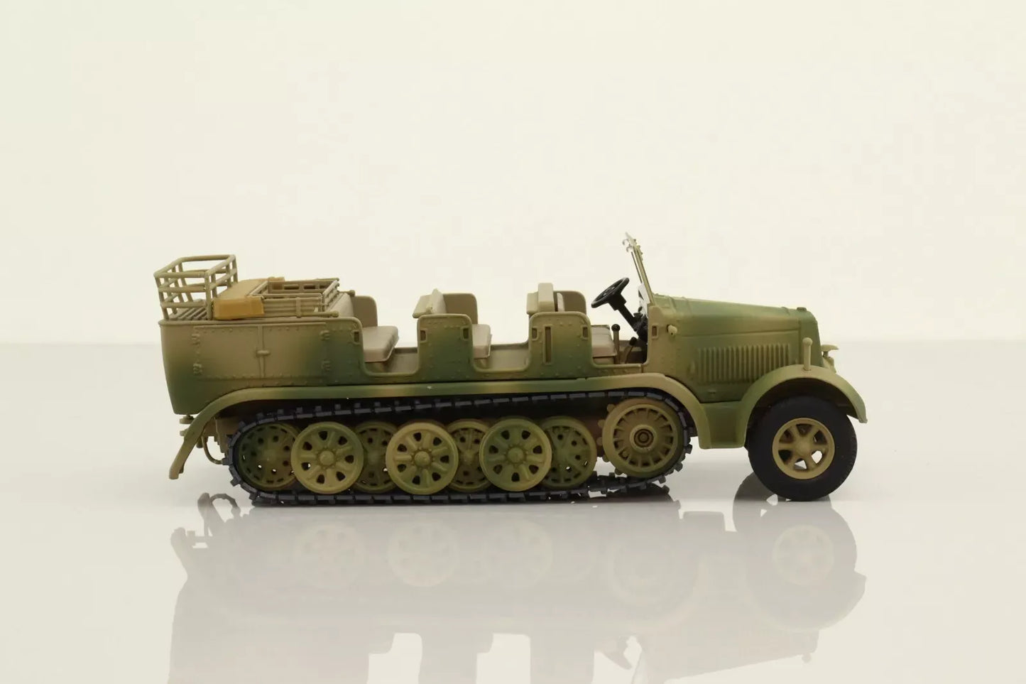CORGI SD.KFZ.7 KRAUSS-MAFFEI HALF-TRACK GERMAN FLAK GUN ARTILLERY TRACTOR TUNISIA 1943