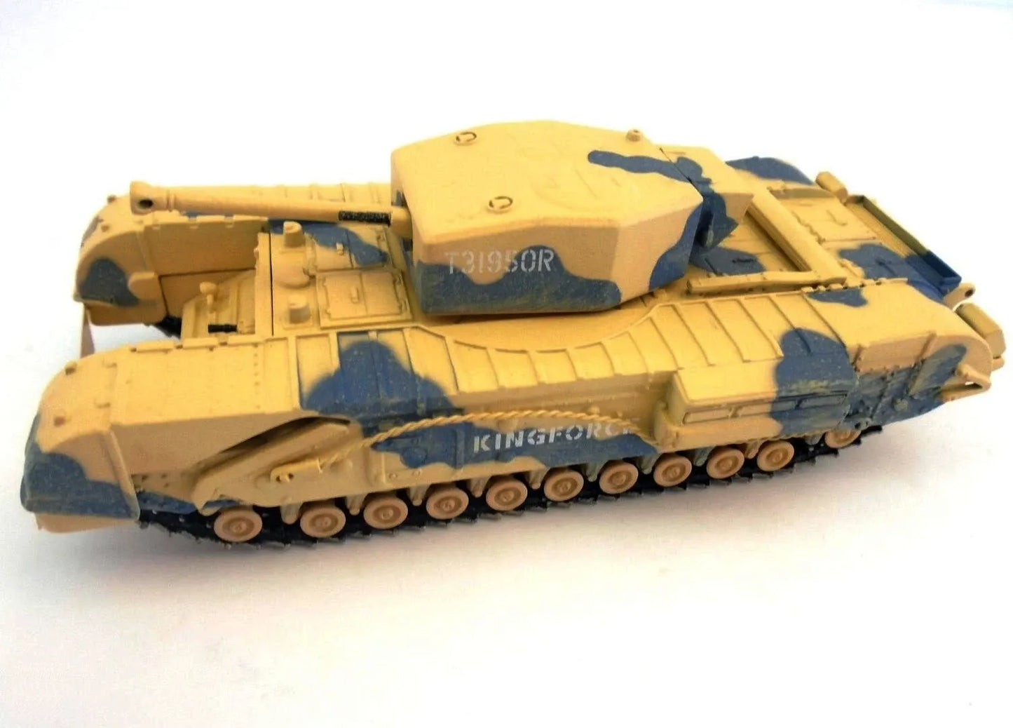 CORGI CHURCHILL MKIII TANK BRITISH ARMY EGYPT 1942
