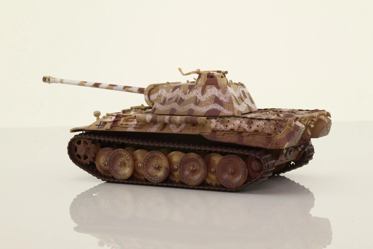 CORGI V PANTHER AUSF. G GERMAN ARMY GERMANY 1945