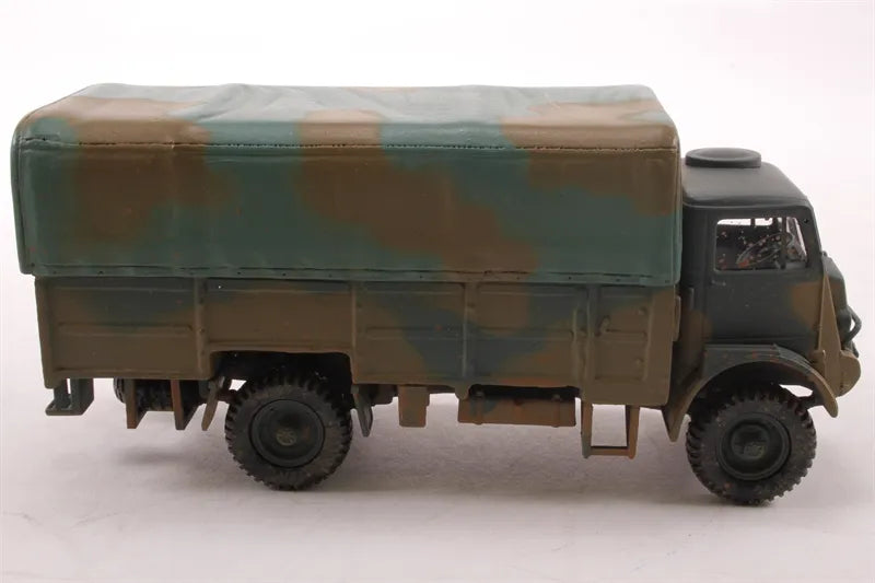 CORGI  BEDFORD QLD TRUCK QLT ROYAL NAVY 1944