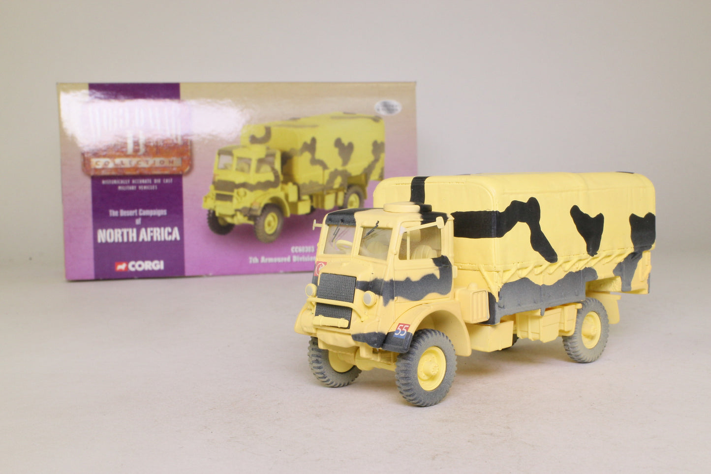 CORGI BEDFORD QLD SUPPLY TRUCK 7TH ARMOURED DIVISION THE DESERT RATS LIBYA 1942