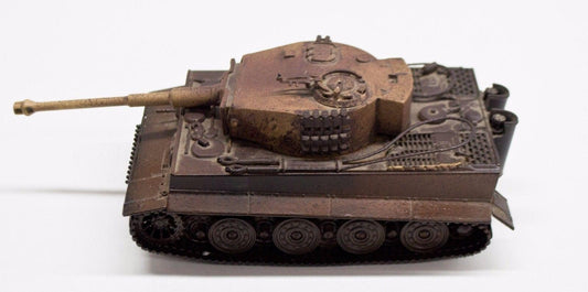 CORGI 2 PIECE T-34 AND TIGER TANK DIORAMA USSR 1943