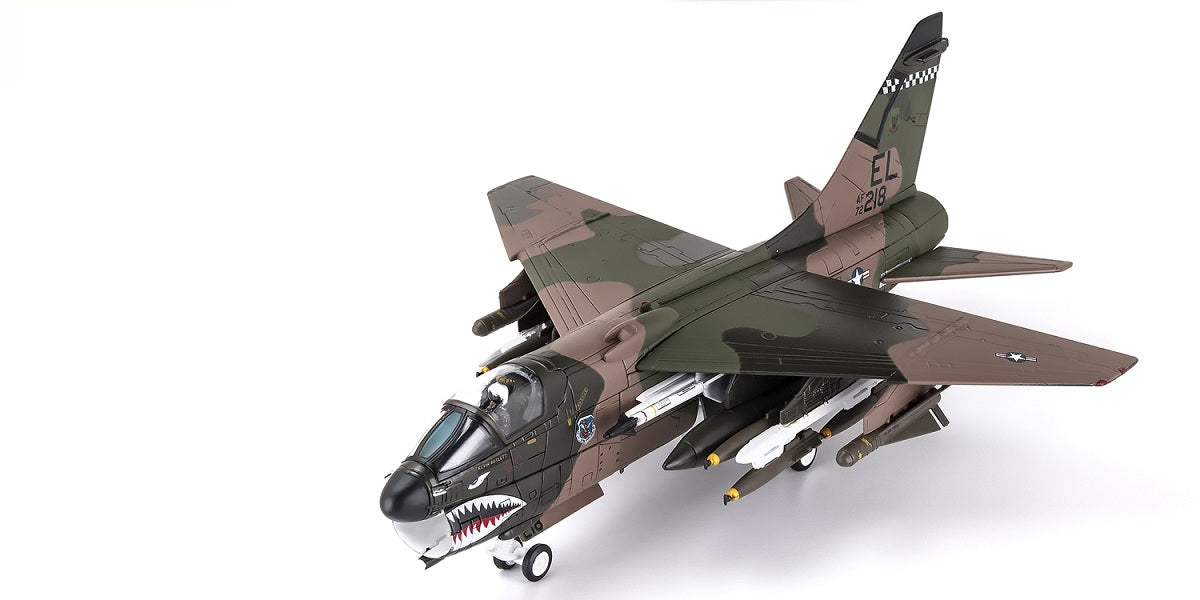 CENTURY WINGS A-7D CORSAIR II USAF ENGLAND 1981