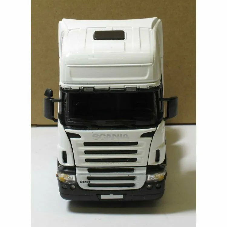 OXFORD SCANIA CAB WHITE IDEAL FOR CODE 3 MODELLING