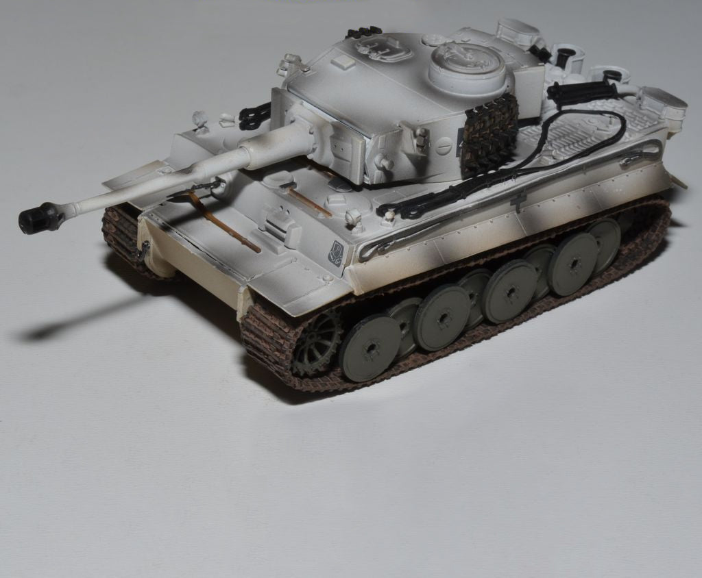 EASY MODEL HENSCHEL SD.KFZ.181 TIGER GERMAN ARMY KHARKOV UKRAINE 1943