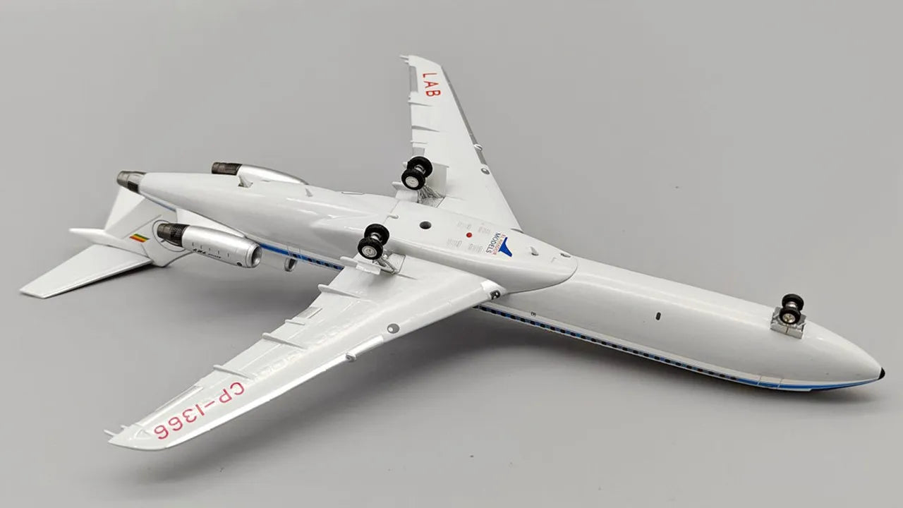 EL AVIADOR MODELS B727-200 LAB LLOYD AEREO BOLIVIANO REG: CP-1366