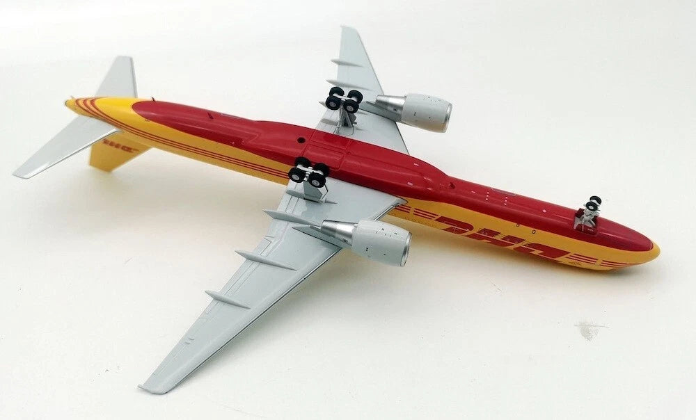 EL AVIADOR MODELS B757-200 DHL REG: HP-2010