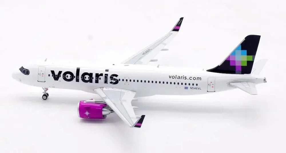 EL AVIADOR MODELS A320NEO VOLARIS EL SALVADOR REG: N546VL
