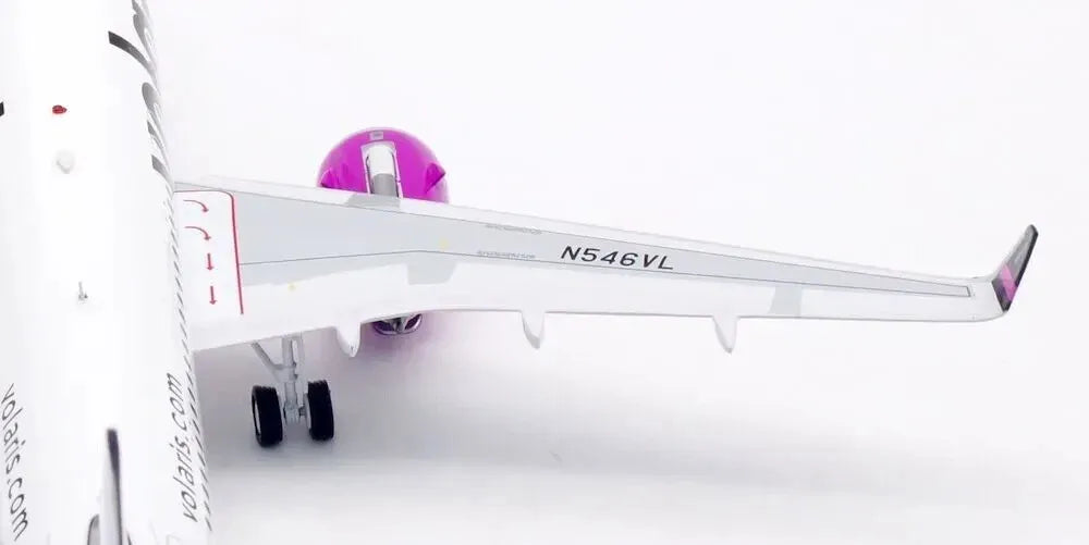 EL AVIADOR MODELS A320NEO VOLARIS EL SALVADOR REG: N546VL