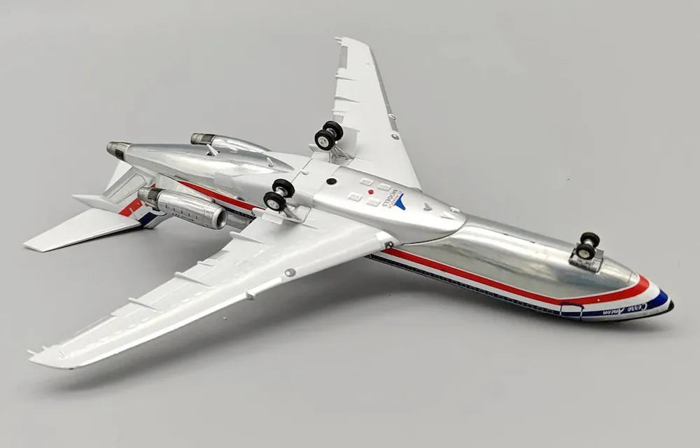 EL AVIADOR MODELS B727-81 AIR PANAMA REG: HP-619