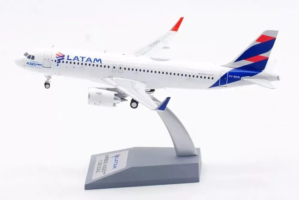 EL AVIADOR MODELS A320NEO LATAM "FIRST A320NEO AT SOUTH AMERICA" REG: CC-BHG