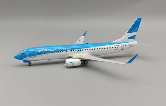EL AVIADOR MODELS B737-800 AEROLINEAS ARGENTINAS REG: LV-FUA