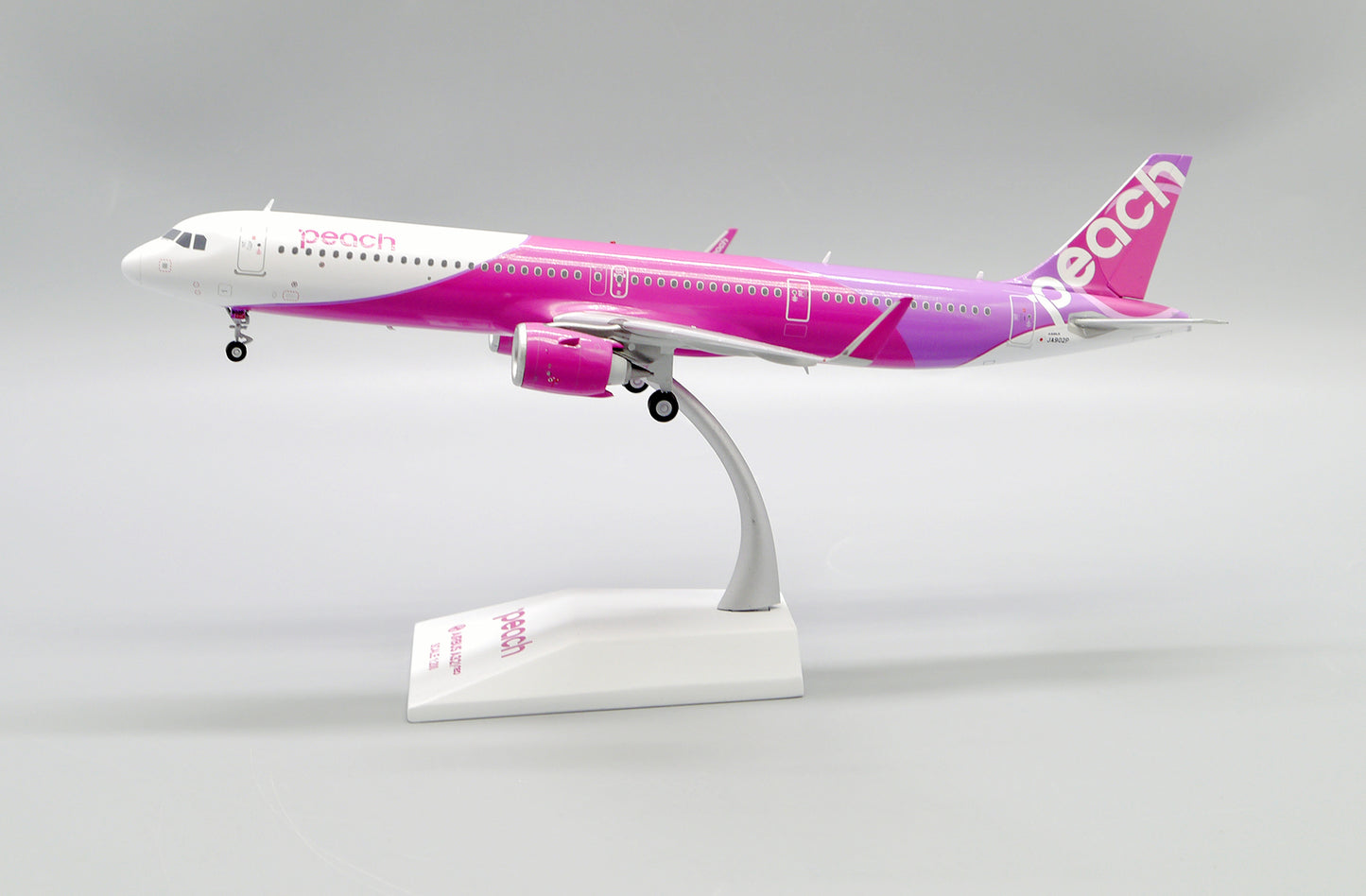 JCWINGS A321NEO PEACH REG: JA902P