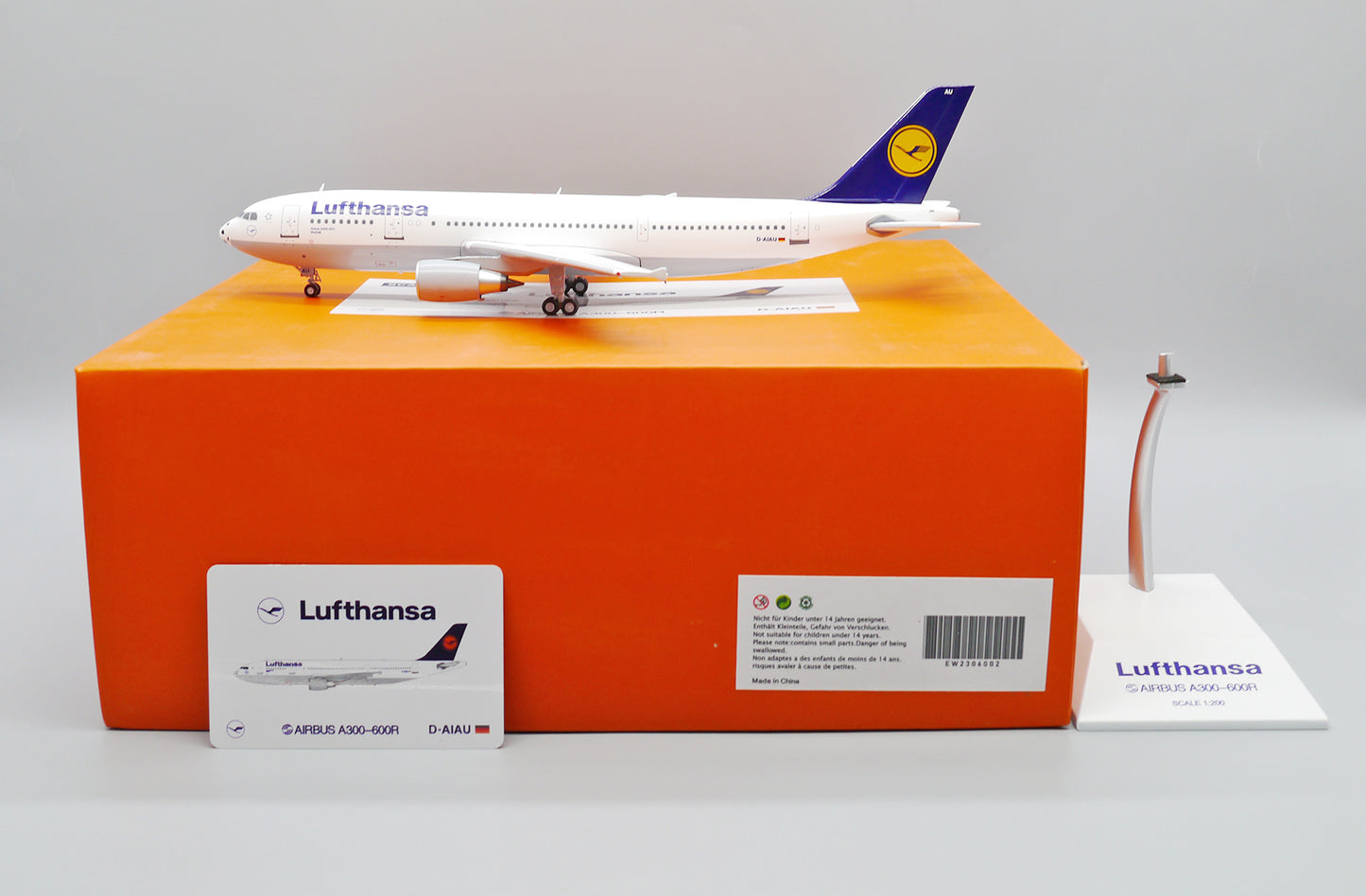 JC WINGS A300-600R LUFTHANSA FOOTBALL NOSE REG: D-AIAU