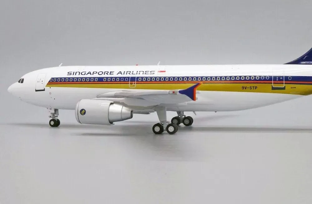 JCWINGS SINGAPORE AIRLINES A310-300 REG: 9V-STP