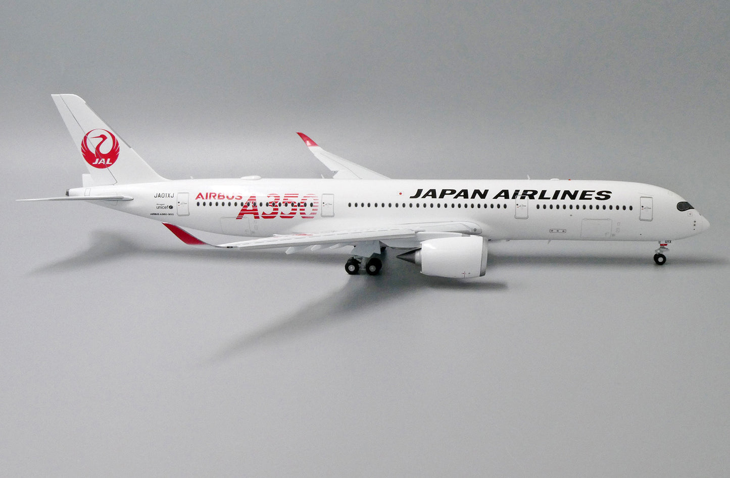 JCWINGS JAPAN AIRLINES A350-900 FLAPS DOWN REG: JA01XJ
