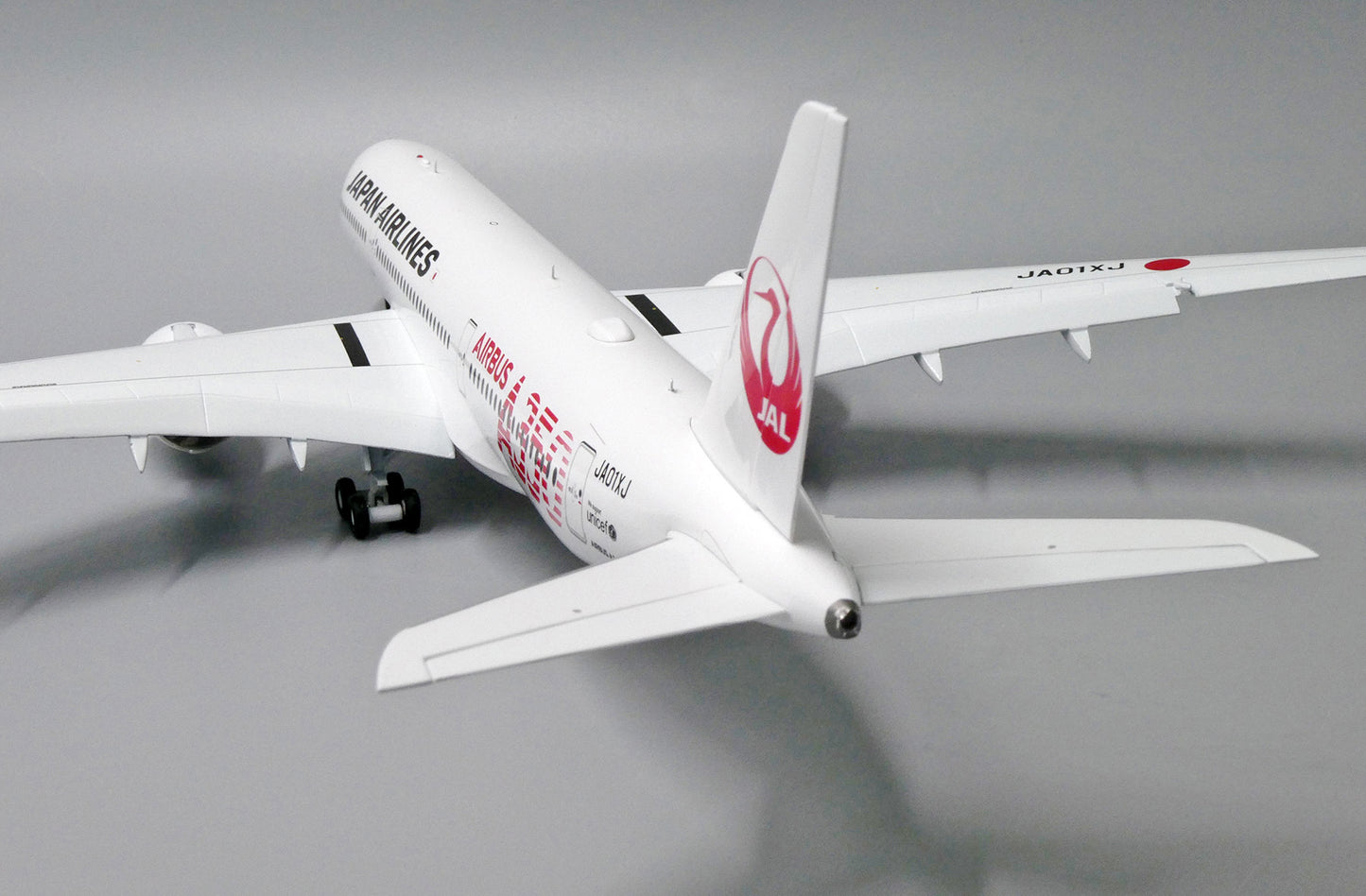 JCWINGS JAPAN AIRLINES A350-900 FLAPS DOWN REG: JA01XJ