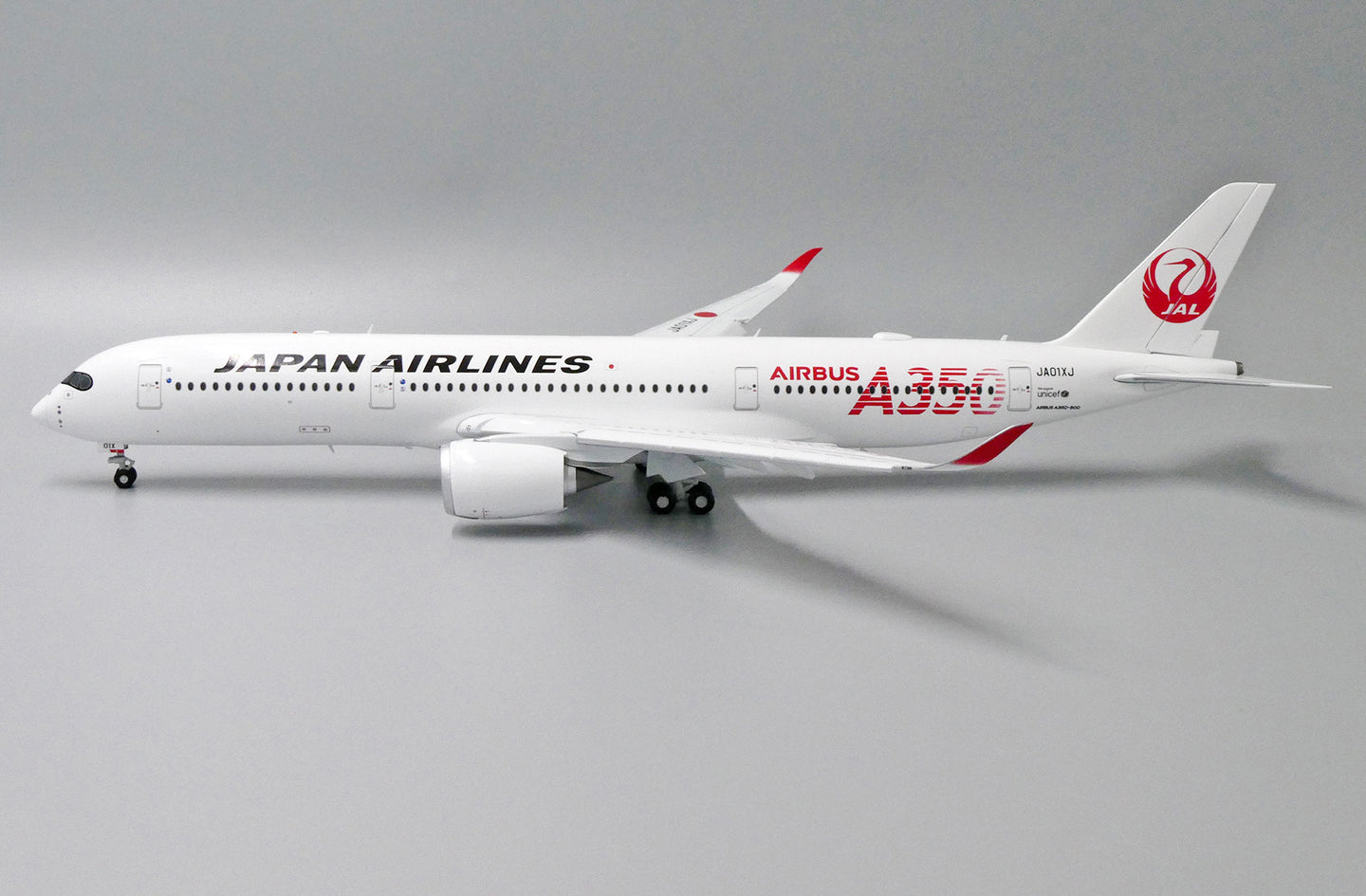 JCWINGS JAPAN AIRLINES A350-900 FLAPS DOWN REG: JA01XJ