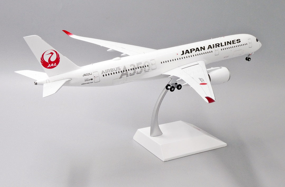JC WINGS A350-900XWB JAPAN AIRLINES (JAL) "SILVER" REG: JA02XJ