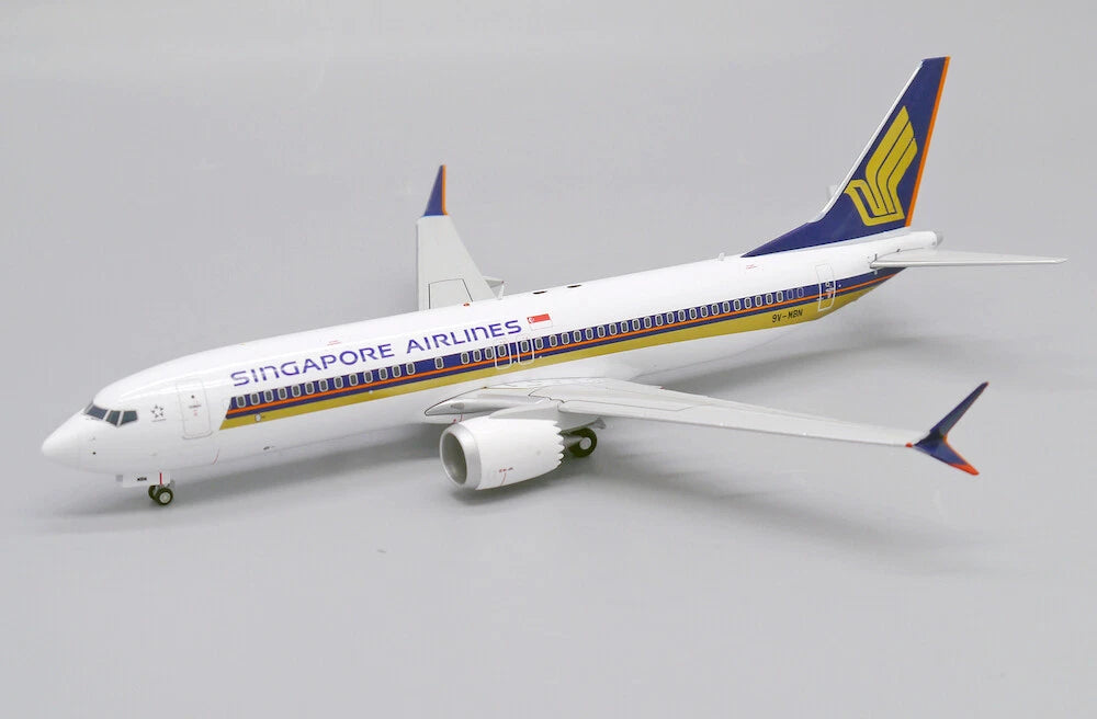 JC WINGS B737-8 MAX SINGAPORE AIRLINES REG: 9V-MBN