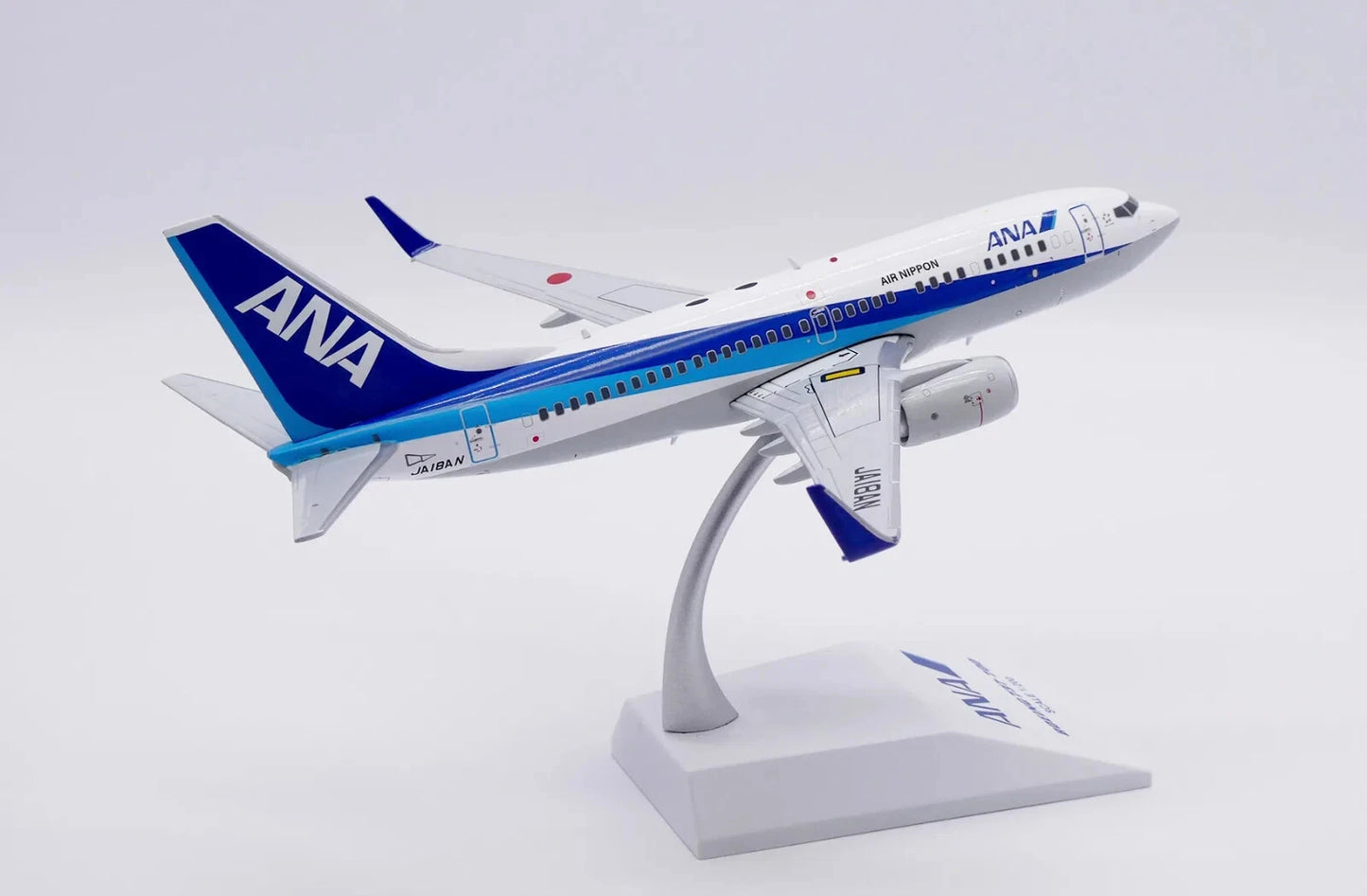 JC WINGS B737-700 ALL NIPPON AIRWAYS "AIR NIPPON" REG: JA18AN