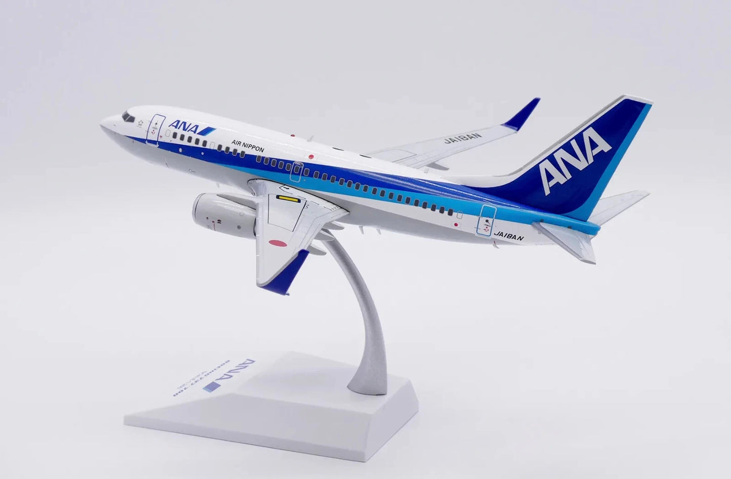 JC WINGS B737-700 ALL NIPPON AIRWAYS "AIR NIPPON" REG: JA18AN