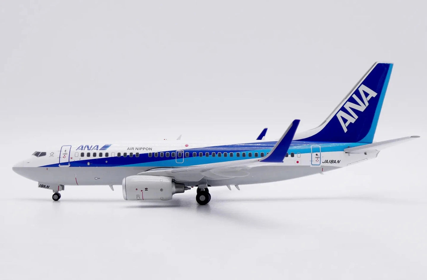 JC WINGS B737-700 ALL NIPPON AIRWAYS "AIR NIPPON" REG: JA18AN