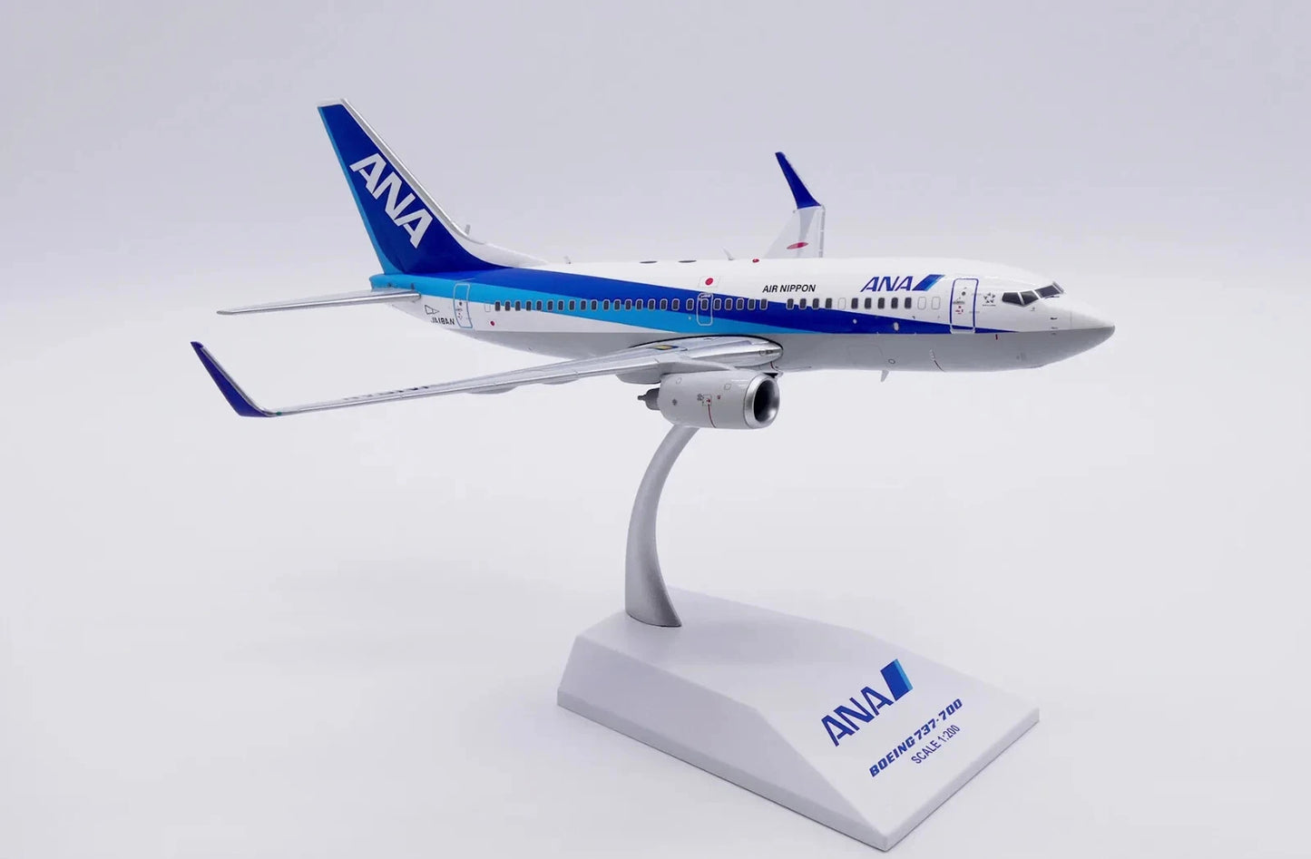 JC WINGS B737-700 ALL NIPPON AIRWAYS "AIR NIPPON" REG: JA18AN