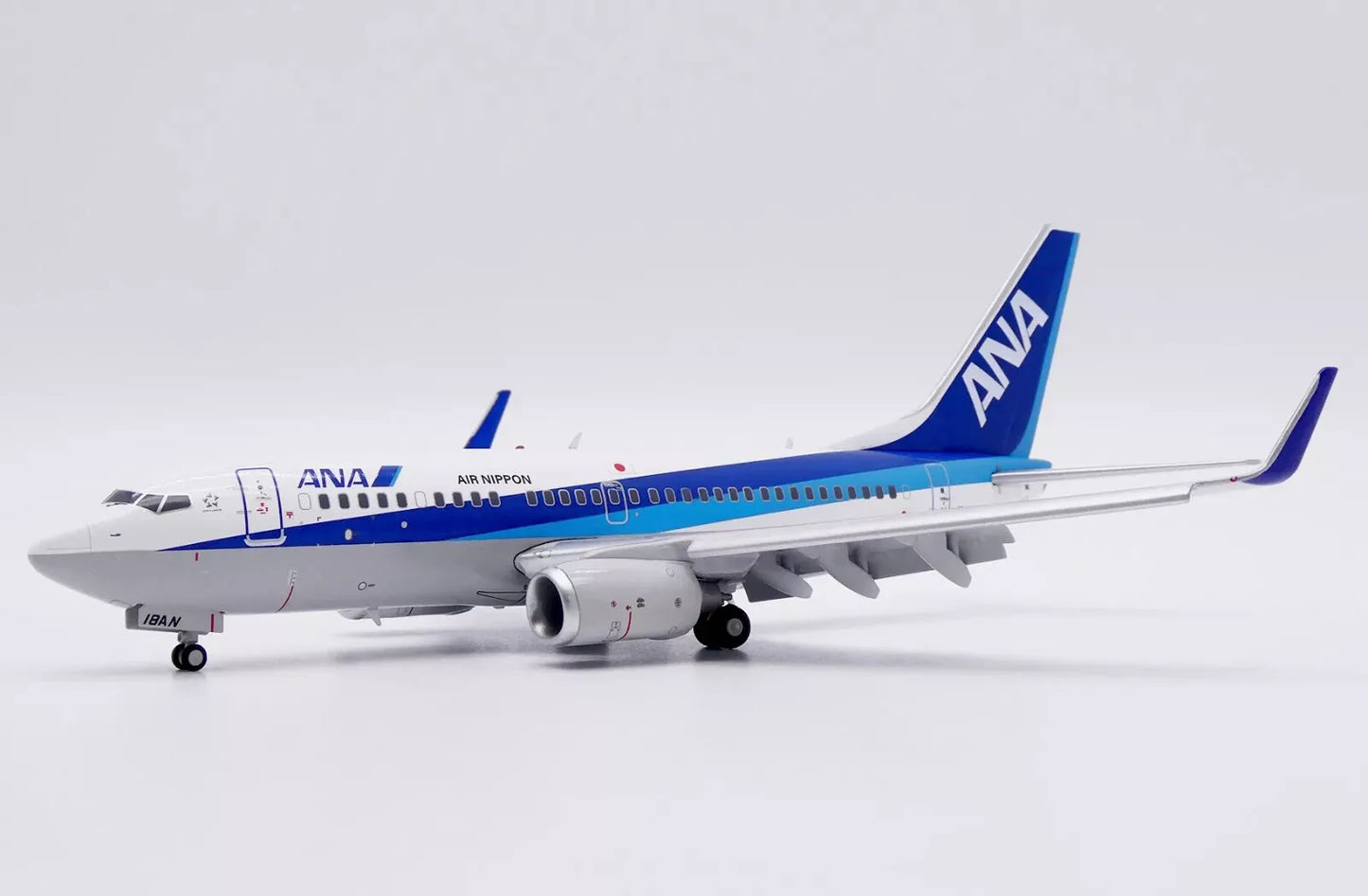 JC WINGS B737-700 ALL NIPPON AIRWAYS AIR NIPPON REG: JA18AN